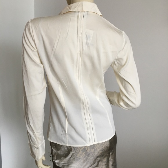 Ann Taylor cream embroidered button down blouse - Picture 5 of 7